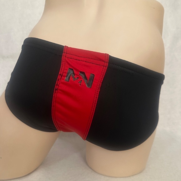 N2N Bodywear Pouch Swimsuit w C Ring Small Gently worn 83% nylon /17% spandex - Picture 3 of 8